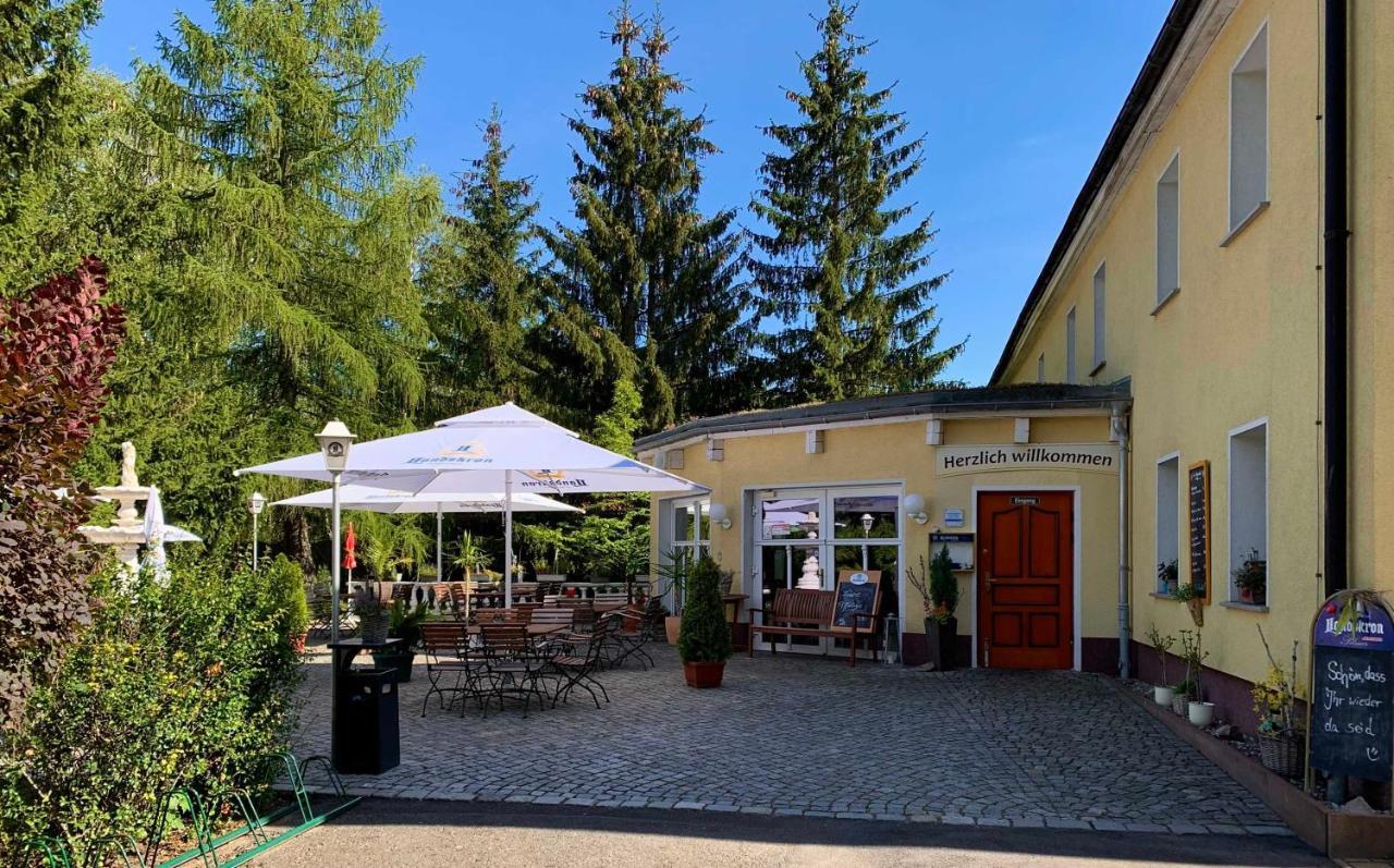 Pension Am Waldguertel Forst  Exterior photo
