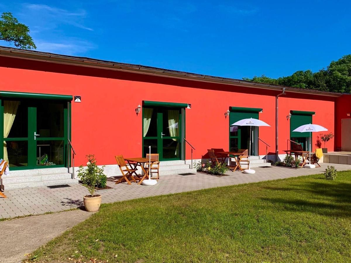 Pension Am Waldguertel Forst  Exterior photo